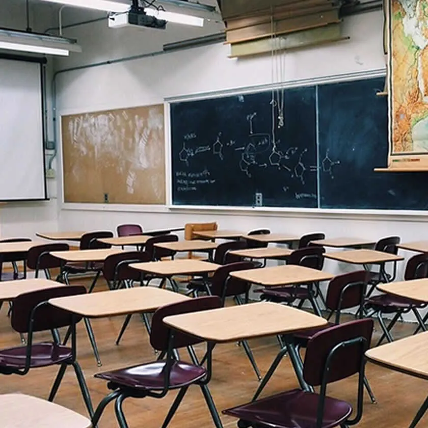 Mantenimiento a escuelas